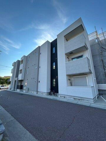 兵庫県神戸市長田区蓮池町 3階建