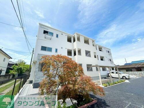 千葉県千葉市稲毛区稲毛３丁目 3階建
