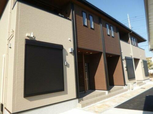 岡山県倉敷市宮前  2階建