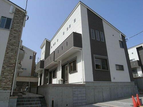 神奈川県横浜市都筑区荏田東４丁目 テラスハウス