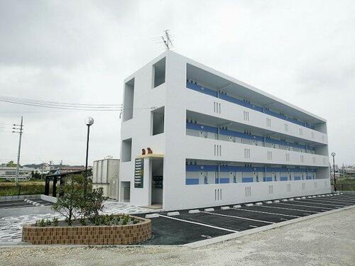 沖縄県宜野湾市宇地泊１丁目 賃貸マンション