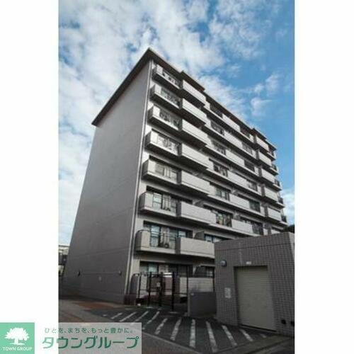 東京都板橋区坂下２丁目 8階建
