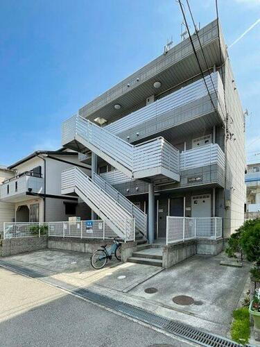 兵庫県神戸市東灘区北青木４丁目 築29年8ヶ月 3階建