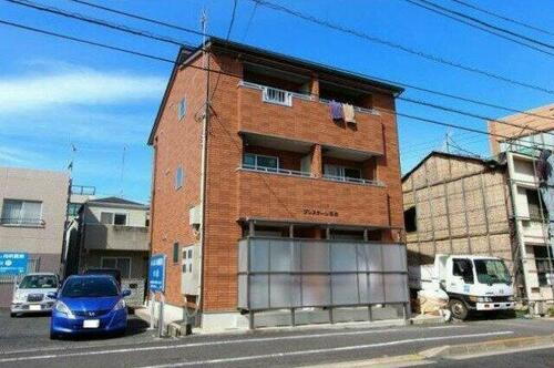 香川県高松市藤塚町２丁目 賃貸アパート