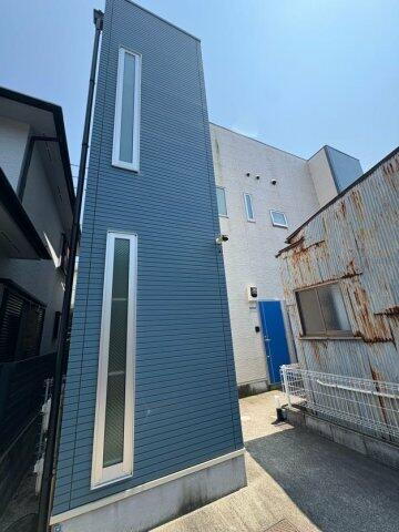 兵庫県神戸市須磨区須磨浦通６丁目 2階建