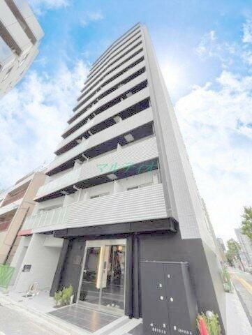 東京都台東区千束３丁目 13階建