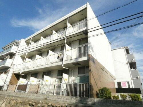 大阪府大阪市住吉区遠里小野１丁目 3階建
