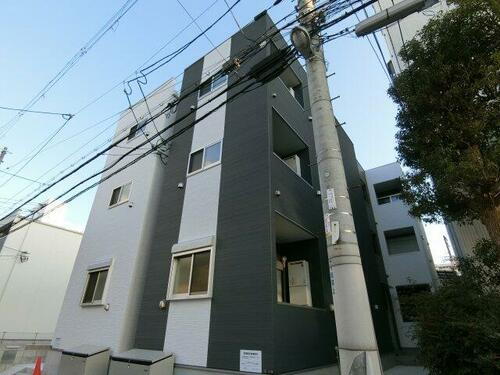 ハーモニーテラス山之内 3階建