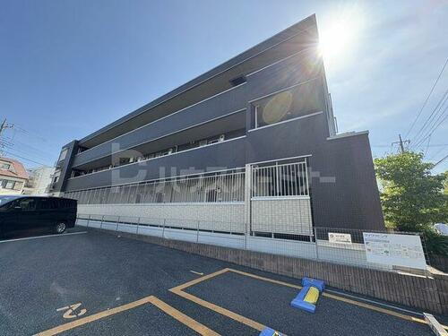 Ｗｉｌｌ　Ｓｑｕａｒｅ 3階建