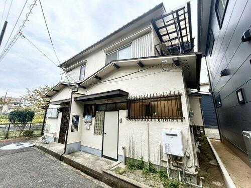 奈良県生駒市中菜畑２丁目 テラスハウス