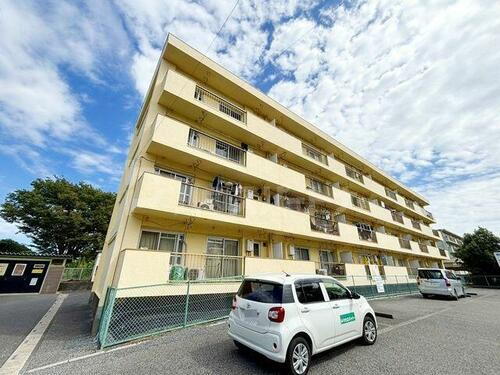 千葉県柏市あかね町 賃貸マンション