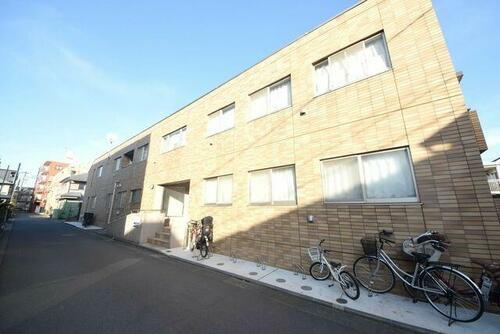 ウィズ調布ガーデン 2階建