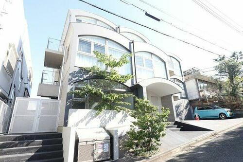 神奈川県横浜市港北区錦が丘 4階建