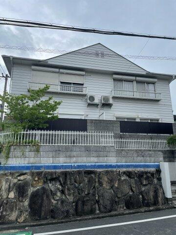 大阪府寝屋川市太秦東が丘 2階建 築35年