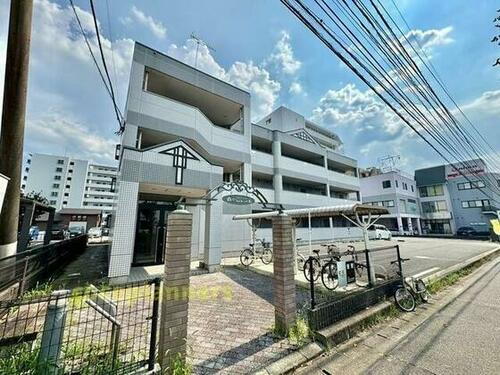 ｐｌａｃｅ　ｄｅ　ｖｅｒｔ　Ⅲ