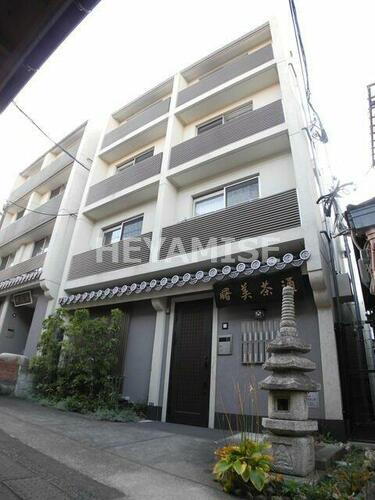 長崎県長崎市館内町 4階建