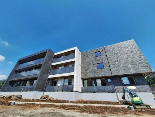 神奈川県横浜市港北区下田町２丁目 賃貸マンション