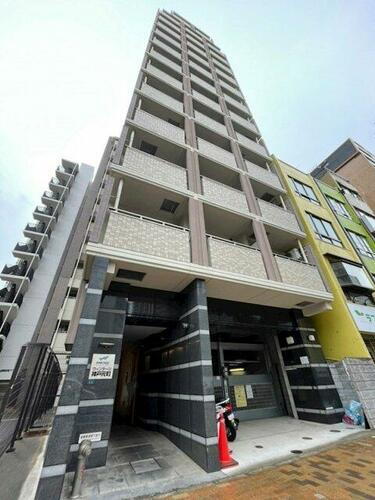 兵庫県神戸市中央区元町通７丁目 築18年7ヶ月 13階建