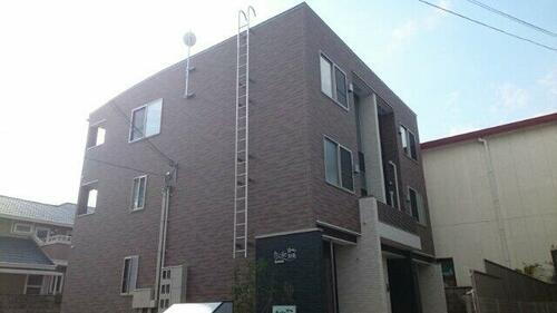 エトワール加美 3階建