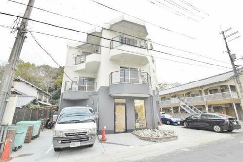 アメージングエステート 3階建