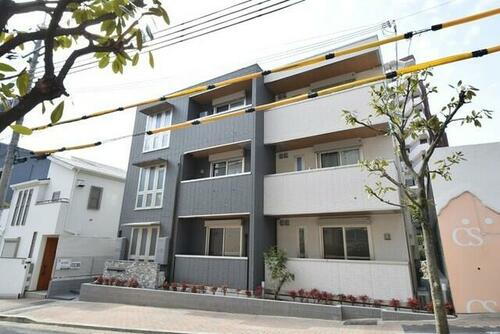 兵庫県神戸市中央区山本通５丁目 築3年10ヶ月 3階建