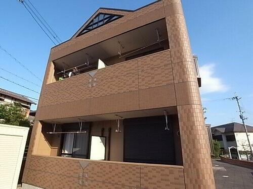 奈良県奈良市学園緑ヶ丘２丁目 築17年11ヶ月 2階建