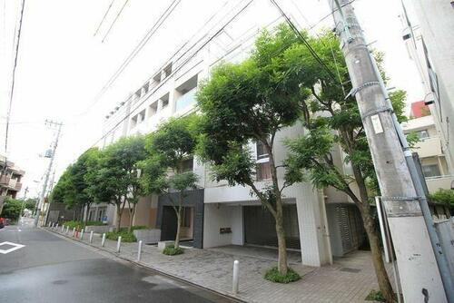 東京都品川区上大崎１丁目 地上7階地下1階建