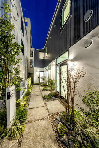 東京都新宿区舟町 テラスハウス