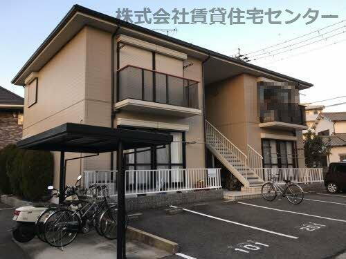 和歌山県和歌山市栄谷 築31年10ヶ月 2階建