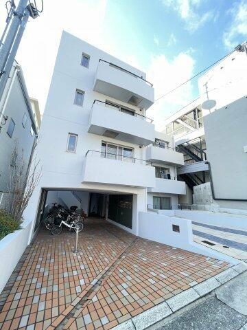 兵庫県神戸市中央区上筒井通７丁目 築31年10ヶ月 4階建