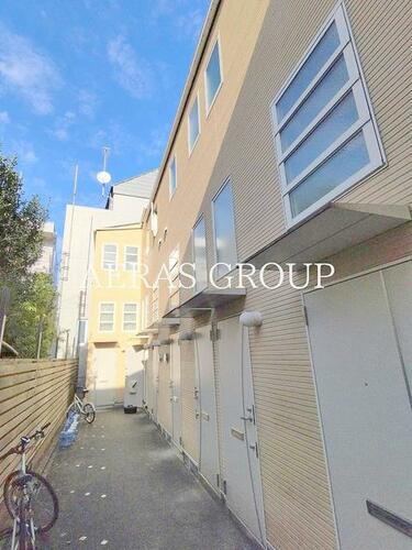 東京都渋谷区東１丁目 テラスハウス