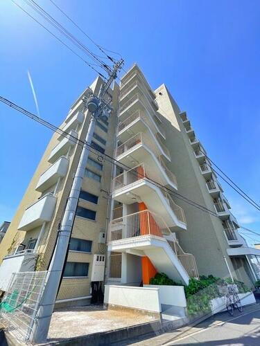 ヤマイチＰＬＡＺＡ黒田 9階建