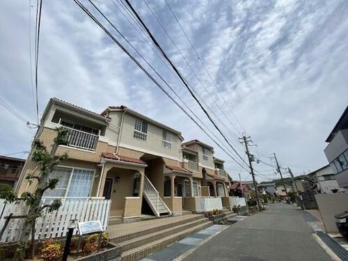 兵庫県姫路市田寺６丁目 2階建