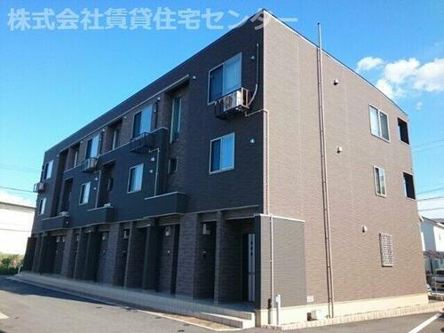 和歌山県和歌山市松島 3階建