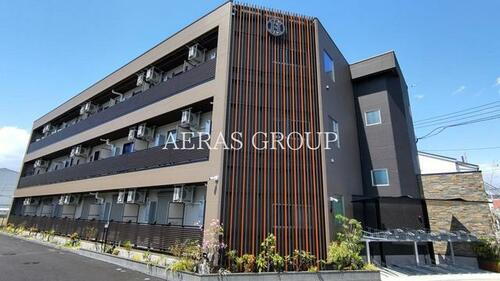 ＲＥＳＥＲＶＥ　Ｈ＆Ｍ　ＲＥＳＩＤＥＮＣＥ 3階建