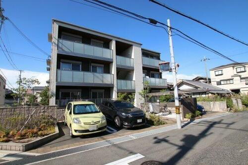 シャーメゾン丈六 3階建