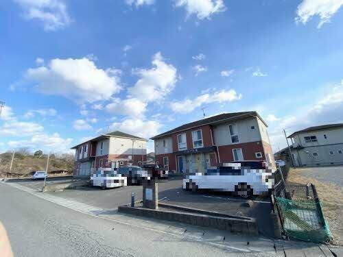 香川県木田郡三木町大字井上 賃貸アパート