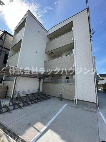大阪府寝屋川市萱島東３丁目 築1年4ヶ月 3階建
