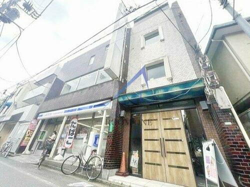 東京都豊島区池袋本町１丁目 3階建