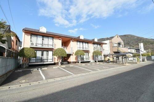 香川県高松市屋島西町 賃貸アパート