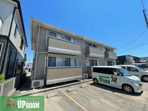 愛知県江南市布袋下山町東 築16年1ヶ月 2階建