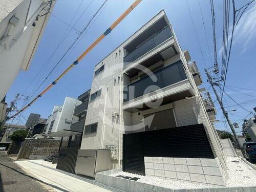 アベニュー阪南町 3階建