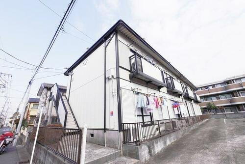 神奈川県横浜市港北区綱島西６丁目 2階建