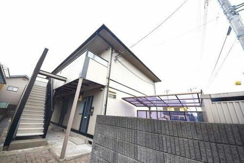 東京都調布市上石原１丁目 2階建