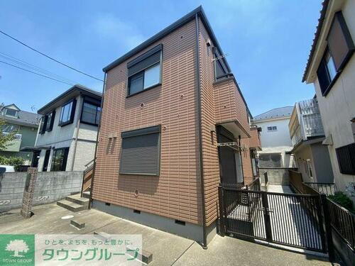 エステート　シャラ 2階建