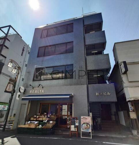 鈴木ビル 6階建