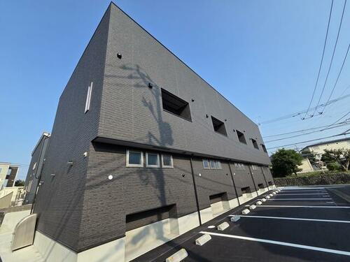 神奈川県海老名市柏ケ谷２丁目 2階建 