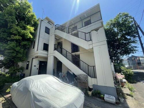 神奈川県川崎市中原区井田１丁目 3階建