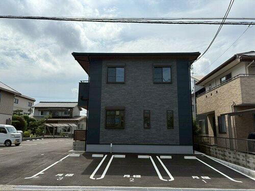 広島県福山市新涯町１丁目 賃貸アパート