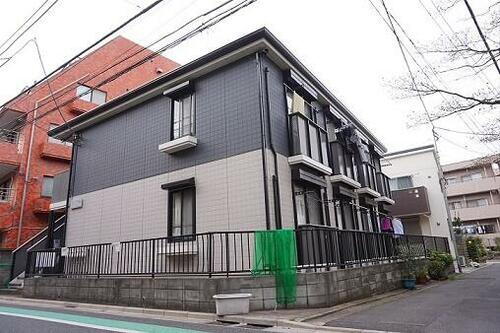 東京都世田谷区粕谷４丁目 2階建